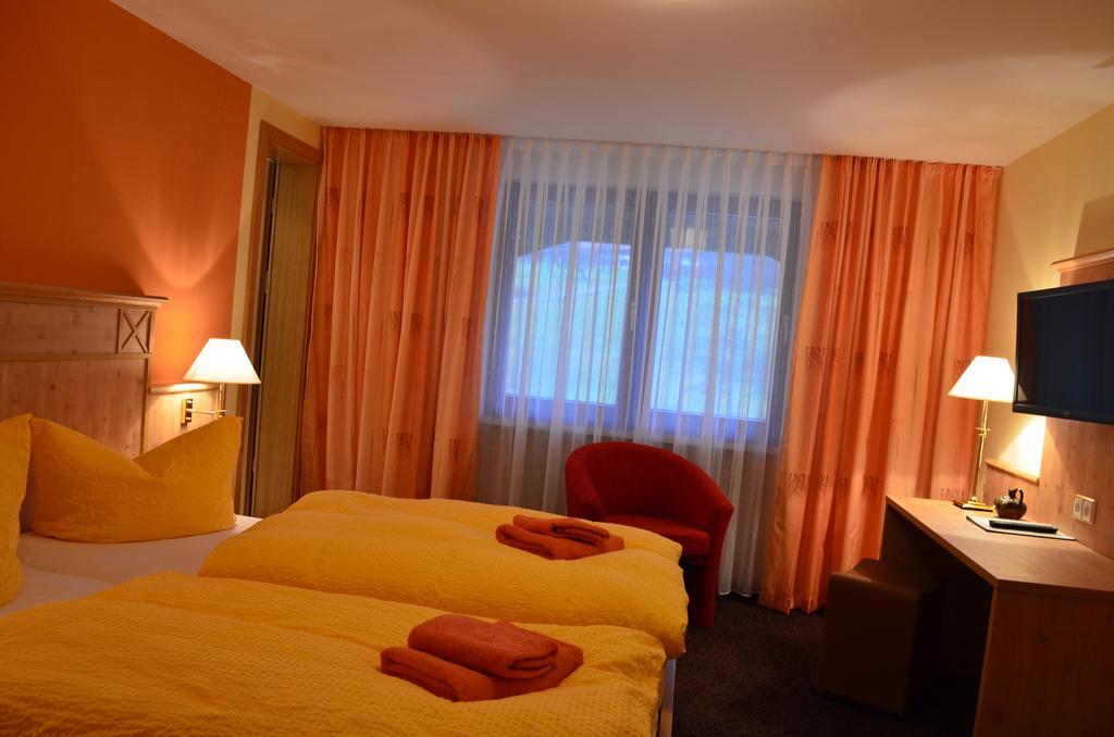 Landgasthof Untere Muehle Alpirsbach Bagian luar foto